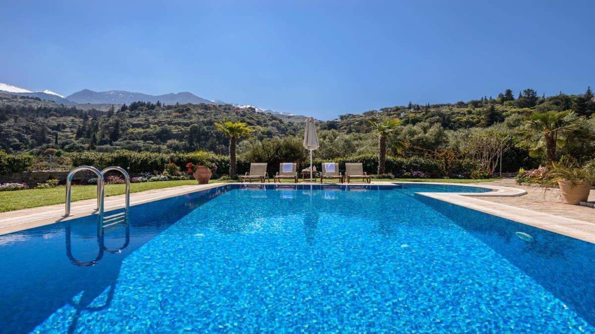 Chania Secluded Gem - Kallithea Private Pool Villa Pemonia ภายนอก รูปภาพ